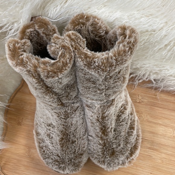 Sonoma // Ultra Plush Slouchy Rubber Sole Slippers Women Sz 7-8 Chestnut NWT - Picture 9 of 12